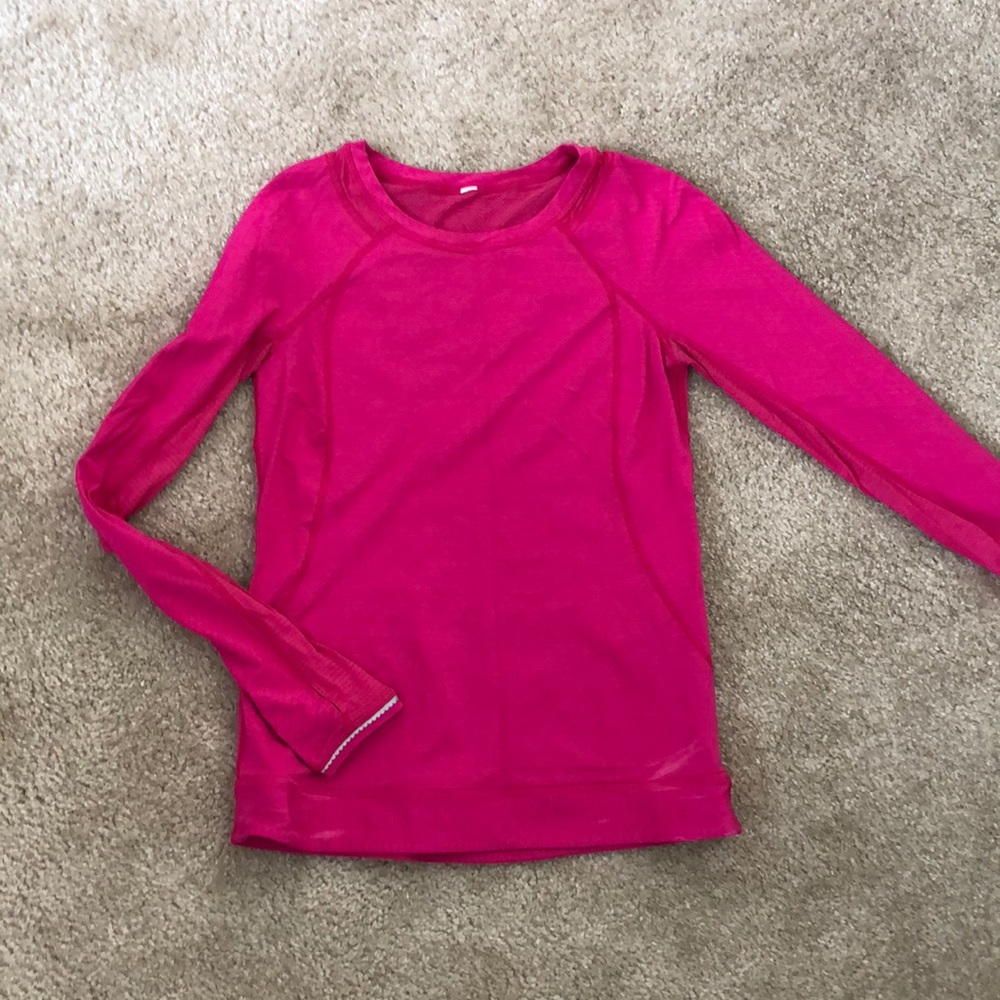 Lululemon long sleeved pink shirt
